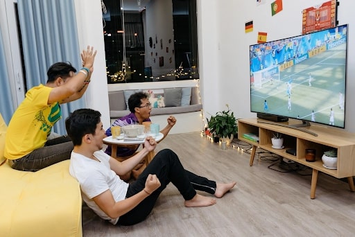 Cùng nhau xem bóng đá cực cuống tại Xoilac TV